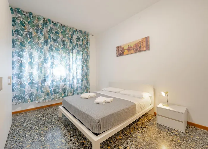 Tatiana Flat - 10 Minutes To Venice - Mestre Train Station - Free Parking
